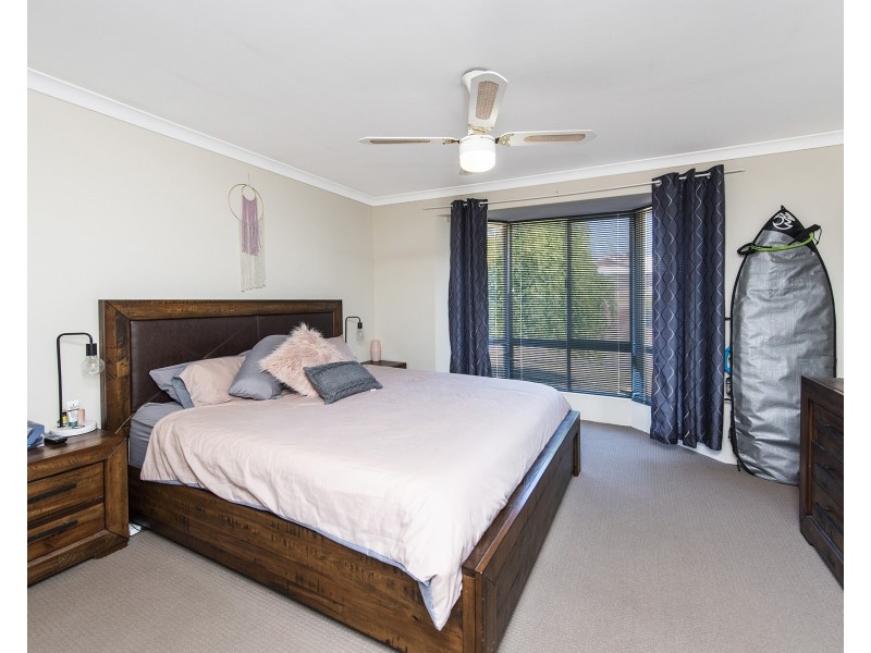 20 Montego Way, Halls Head WA 6210