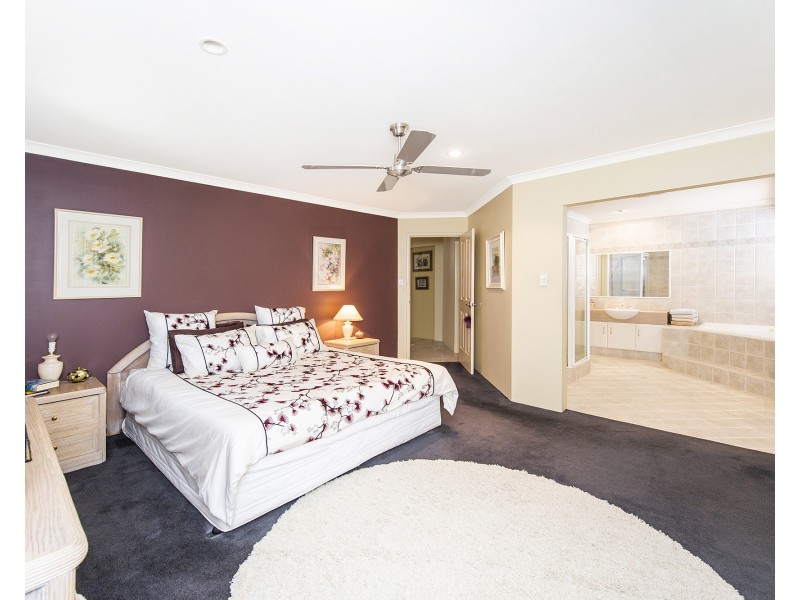 12 Capricorn Mews, Halls Head WA 6210