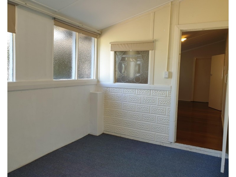 31B Hackett Street, Mandurah WA 6210