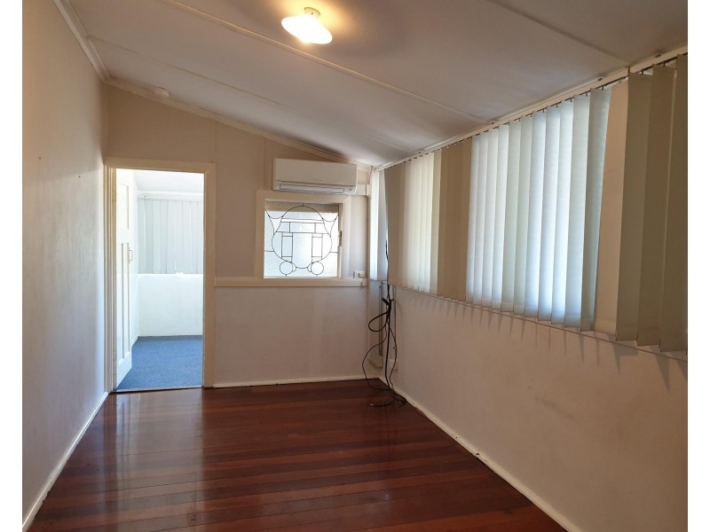 31B Hackett Street, Mandurah WA 6210