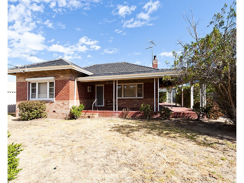 69 Tuckey Street, Mandurah WA 6210