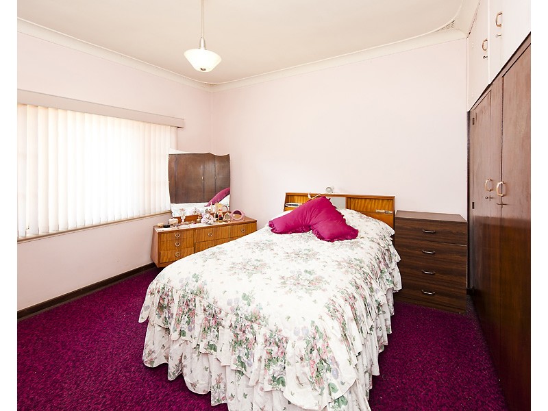 69 Tuckey Street, Mandurah WA 6210