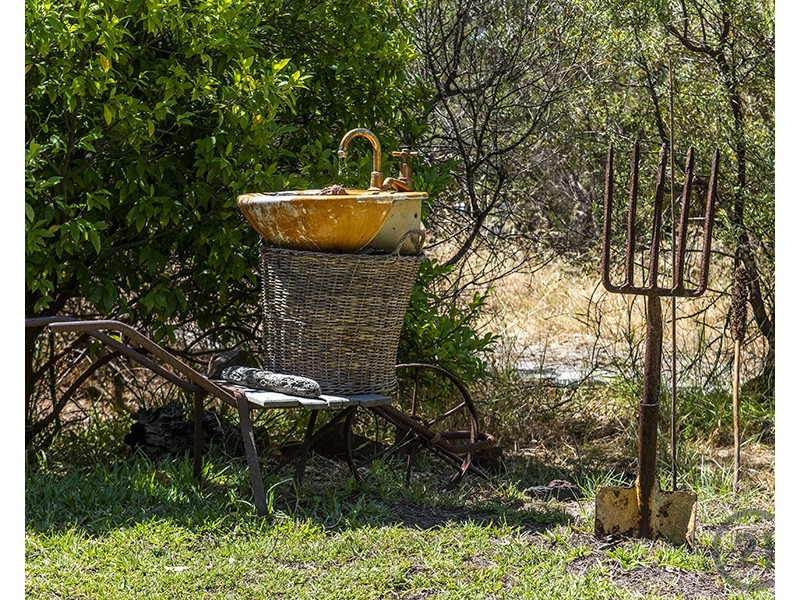 3 Powell Road, Barragup WA 6209