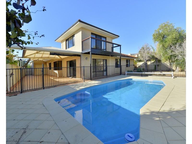 13 John Dory Cove, Wannanup WA 6210