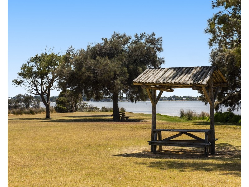 9 Cujong Road, Falcon WA 6210