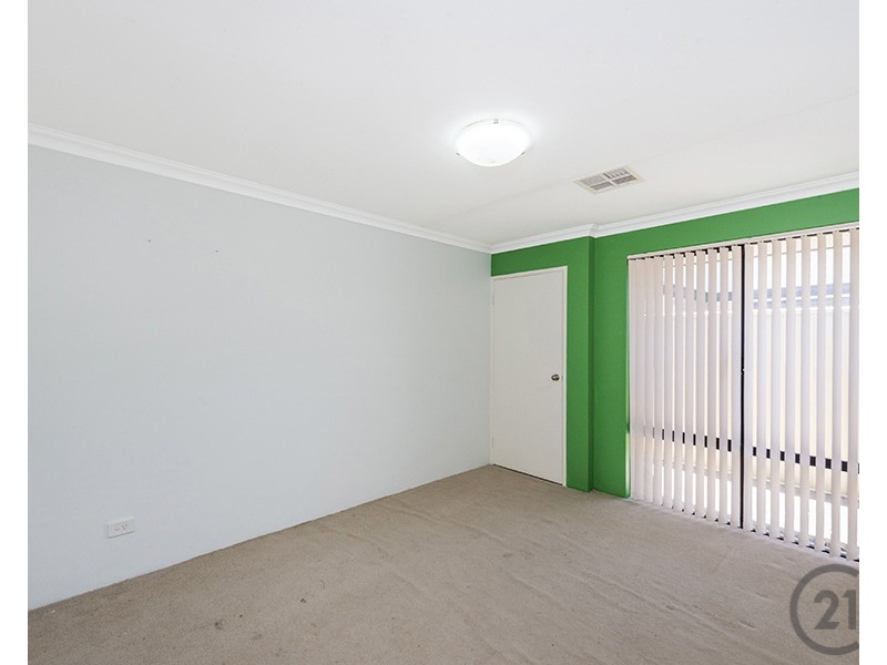 10 Garcia Loop, Lakelands WA 6180