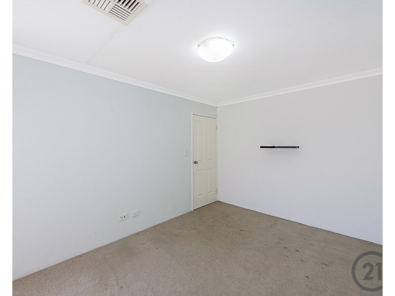 10 Garcia Loop, Lakelands WA 6180