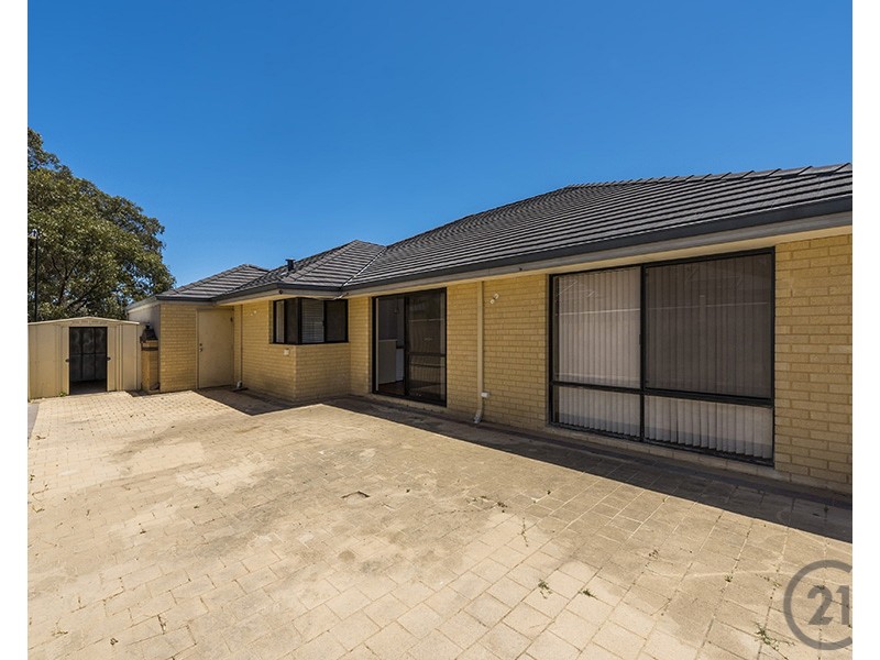 10 Garcia Loop, Lakelands WA 6180