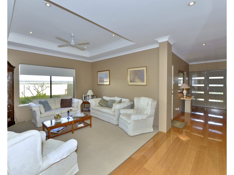 11 Caddadup Retreat, Dawesville WA 6211