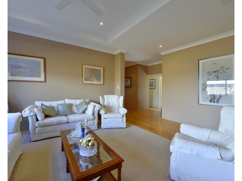 11 Caddadup Retreat, Dawesville WA 6211