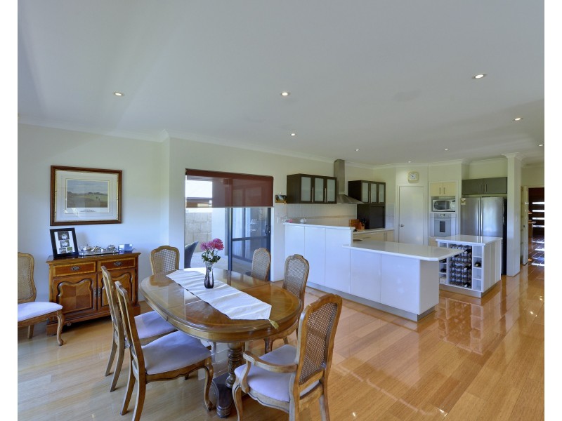11 Caddadup Retreat, Dawesville WA 6211