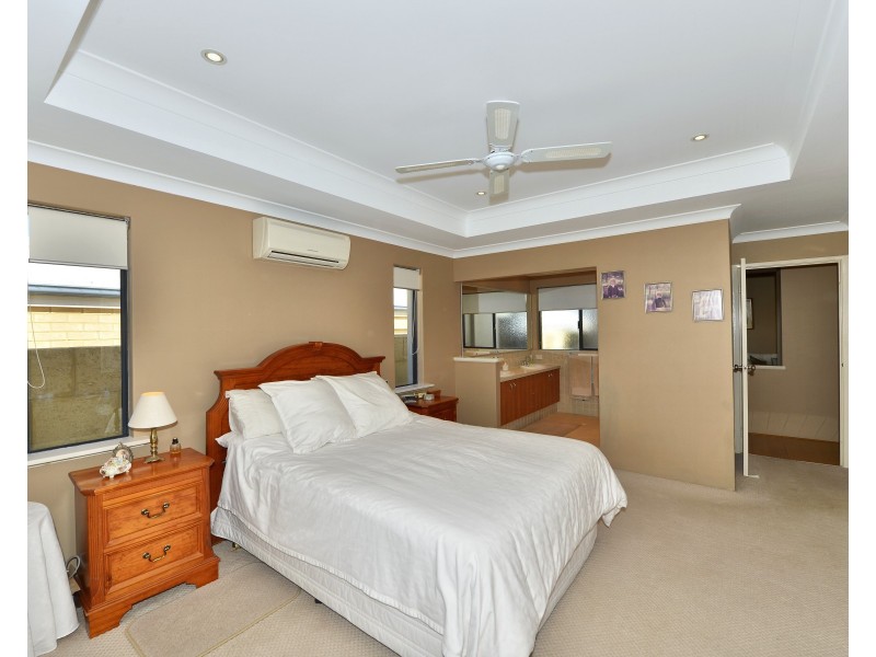 11 Caddadup Retreat, Dawesville WA 6211