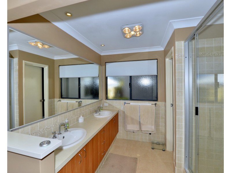 11 Caddadup Retreat, Dawesville WA 6211