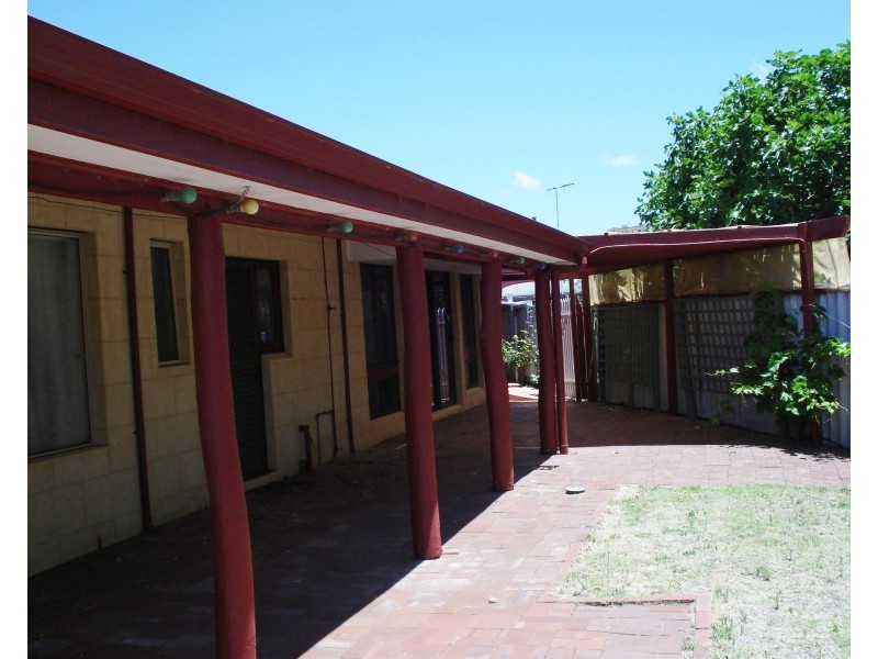 1 Nairn Road, Coodanup WA 6210