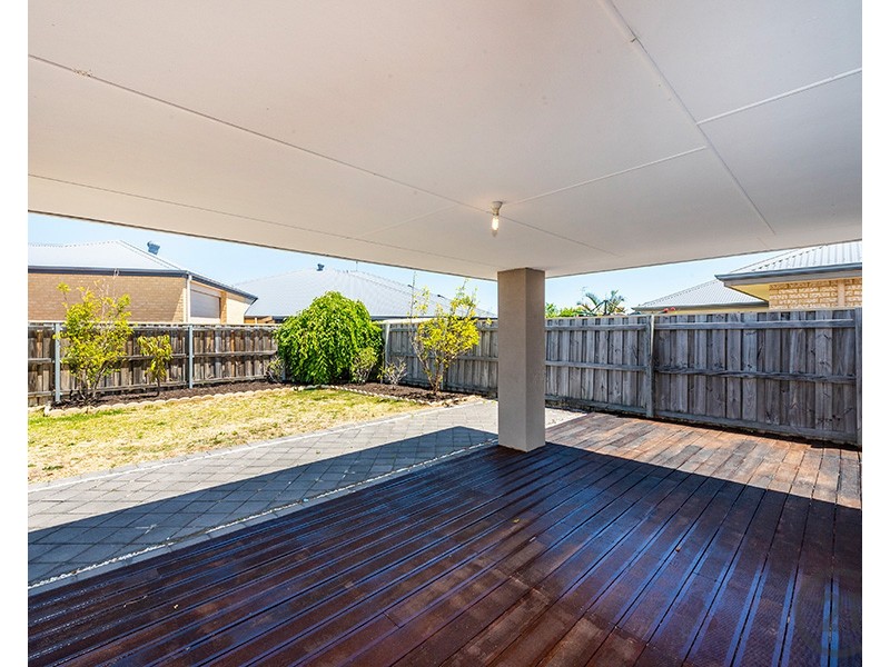 44  Carissa Turn, Halls Head WA 6210