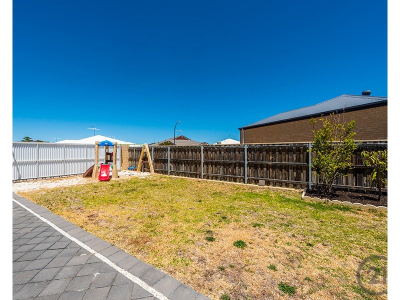 44  Carissa Turn, Halls Head WA 6210