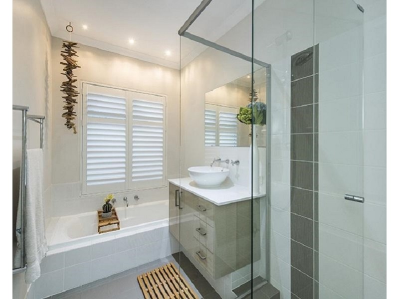 40 Hudson Drive, Dudley Park WA 6210