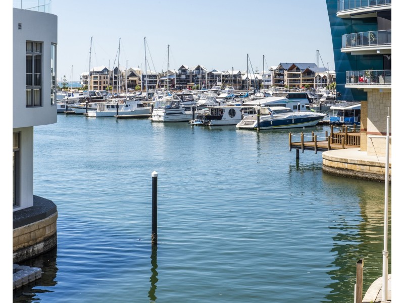 1/16 Cannaregio Square, Mandurah WA 6210