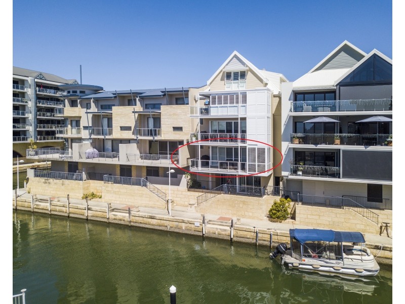 1/16 Cannaregio Square, Mandurah WA 6210