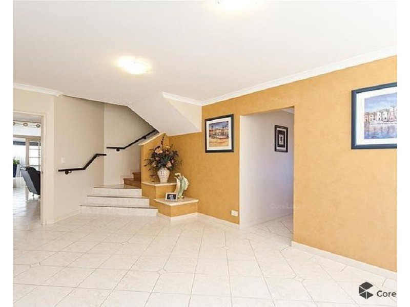 33 Leveque Loop, San Remo WA 6210