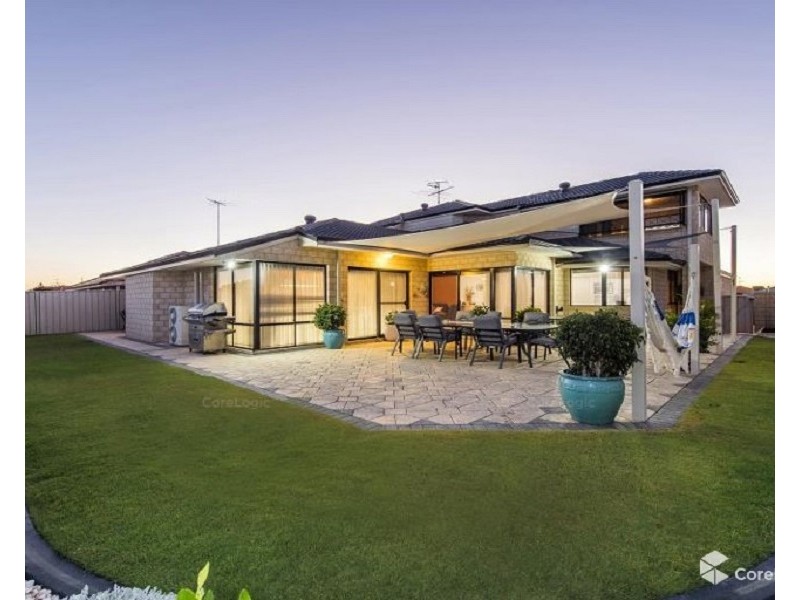 33 Leveque Loop, San Remo WA 6210