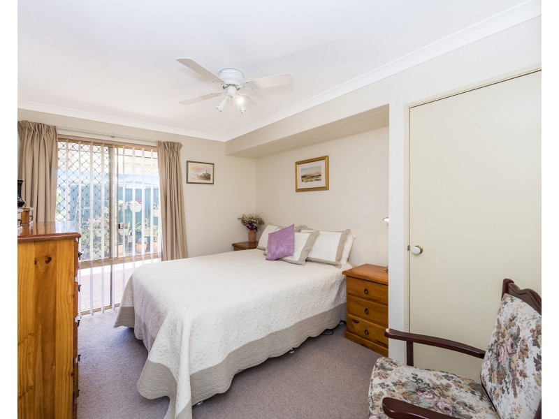 17 Lydia Place, Greenfields WA 6210