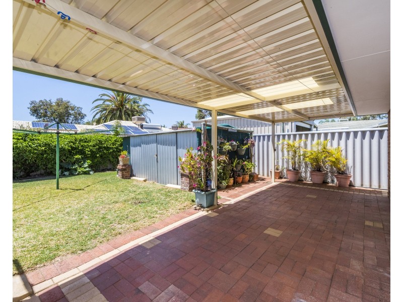 17 Lydia Place, Greenfields WA 6210