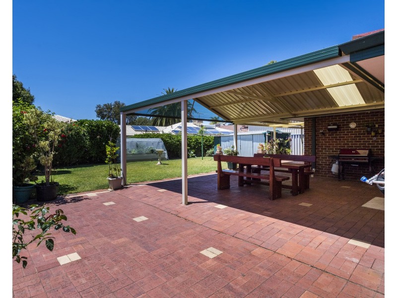 17 Lydia Place, Greenfields WA 6210