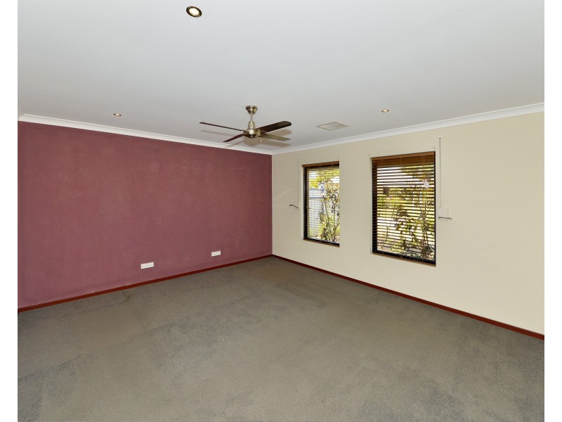 16 Chyverton Corner, Erskine WA 6210