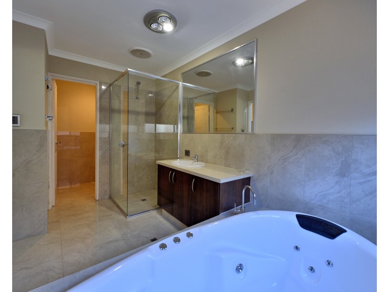 16 Chyverton Corner, Erskine WA 6210