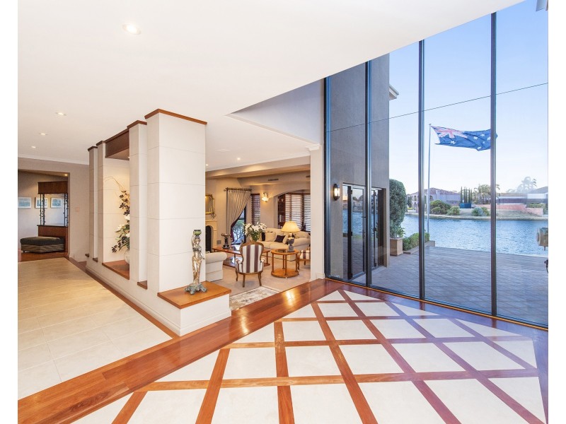 11 Picaroon Place, Halls Head WA 6210
