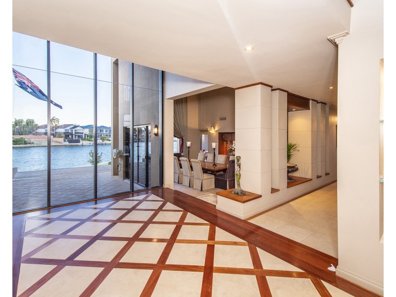 11 Picaroon Place, Halls Head WA 6210