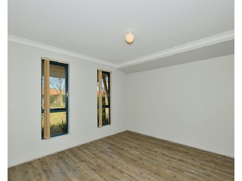 156 San Sebastian Boulevard, Port Kennedy WA 6172