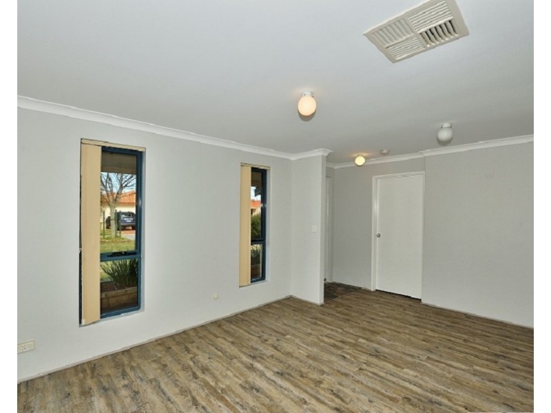 156 San Sebastian Boulevard, Port Kennedy WA 6172