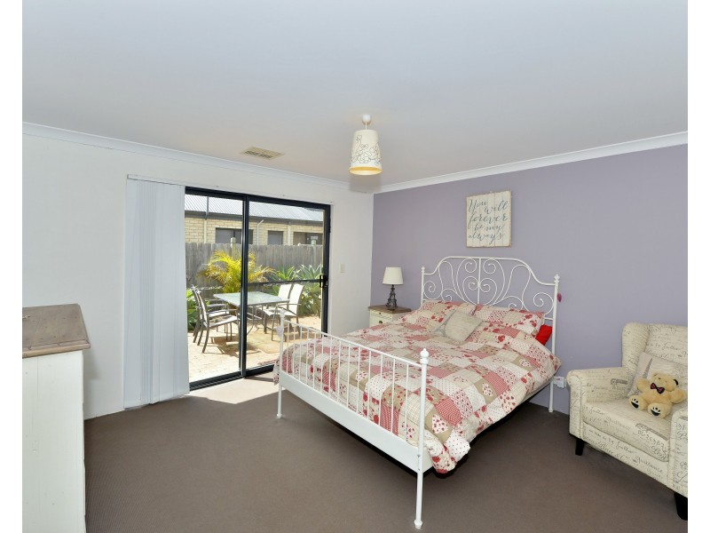 113 Hudson Drive, Dudley Park WA 6210