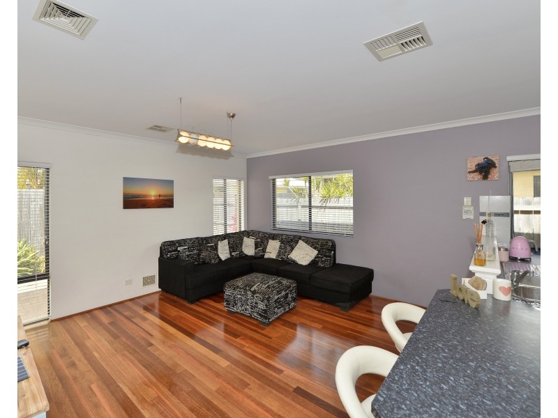 113 Hudson Drive, Dudley Park WA 6210