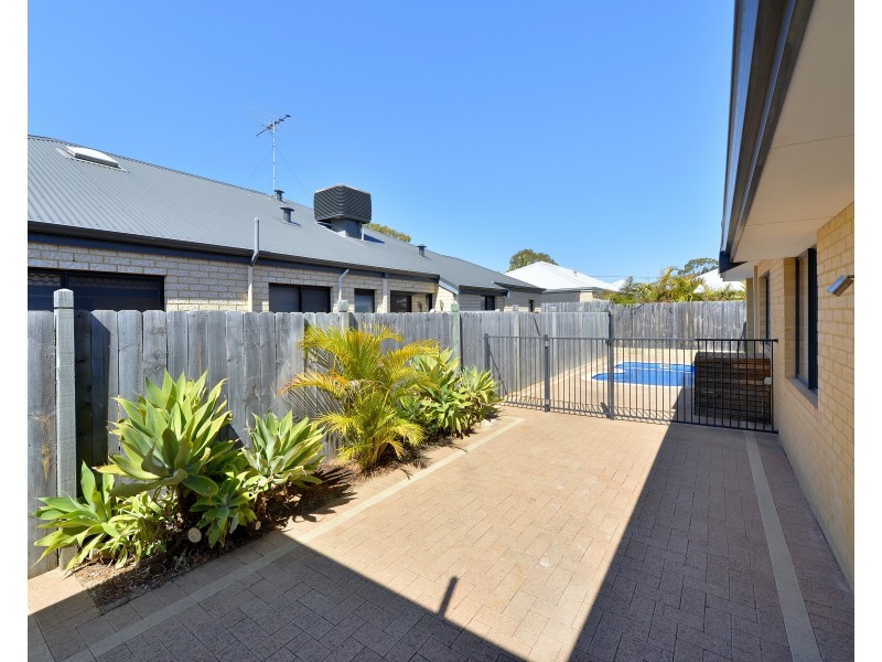 113 Hudson Drive, Dudley Park WA 6210