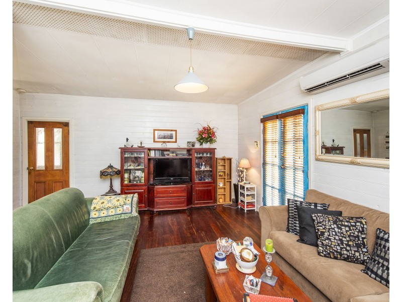 16 Albion Road, Madora Bay WA 6210