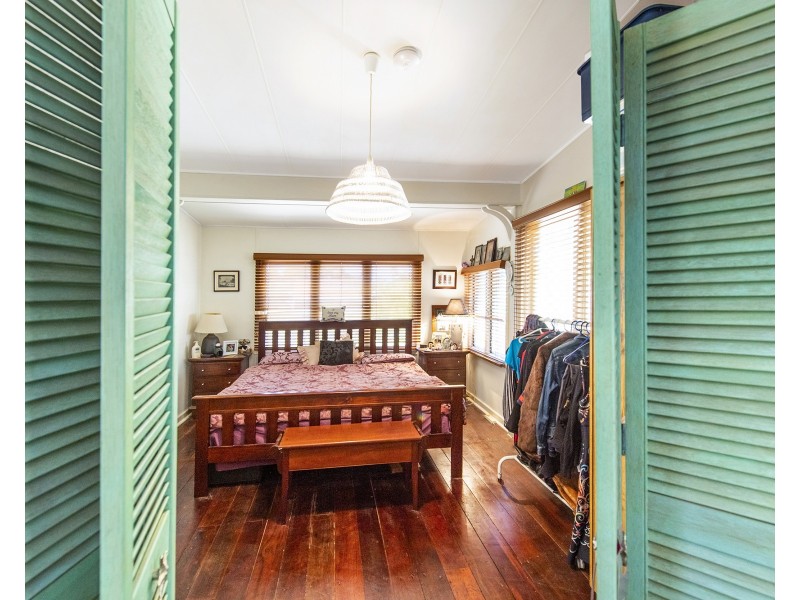 16 Albion Road, Madora Bay WA 6210