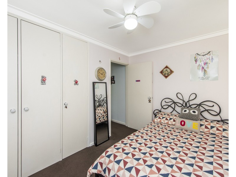 34 Kookerbrook Street, Dudley Park WA 6210