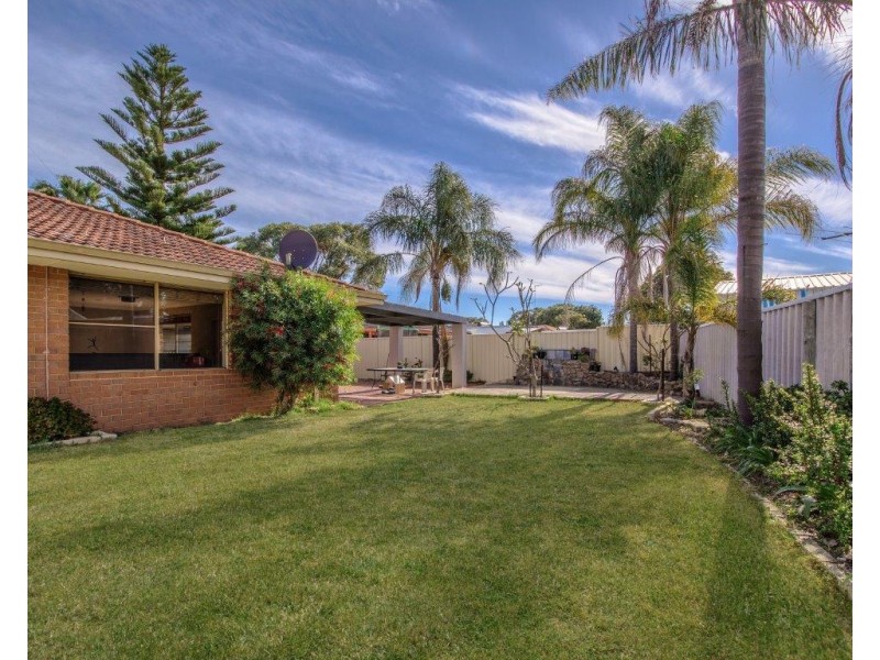 5  St Laurent Close, Greenfields WA 6210