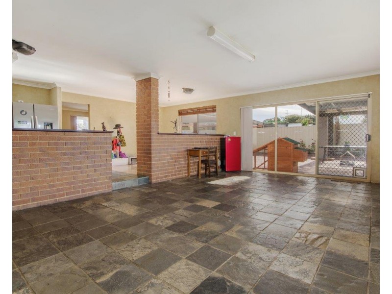 5  St Laurent Close, Greenfields WA 6210