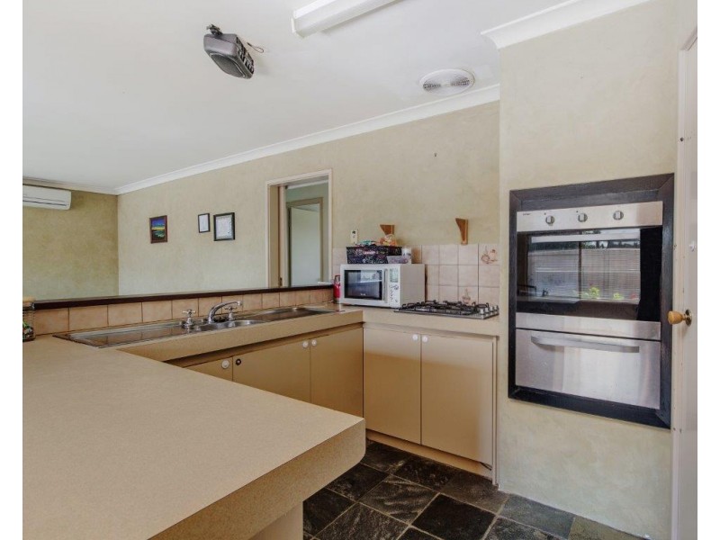 5  St Laurent Close, Greenfields WA 6210