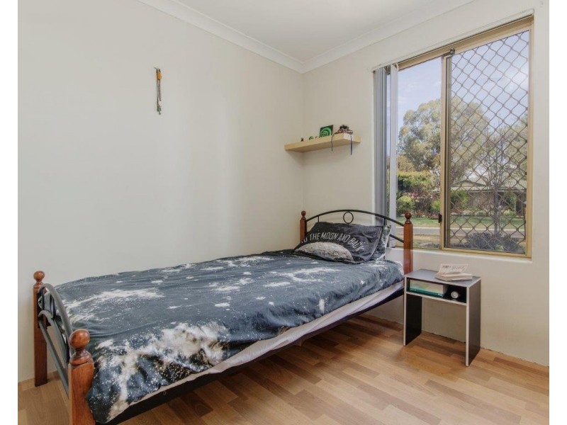 5  St Laurent Close, Greenfields WA 6210