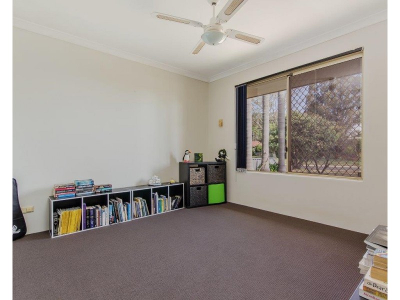 5  St Laurent Close, Greenfields WA 6210