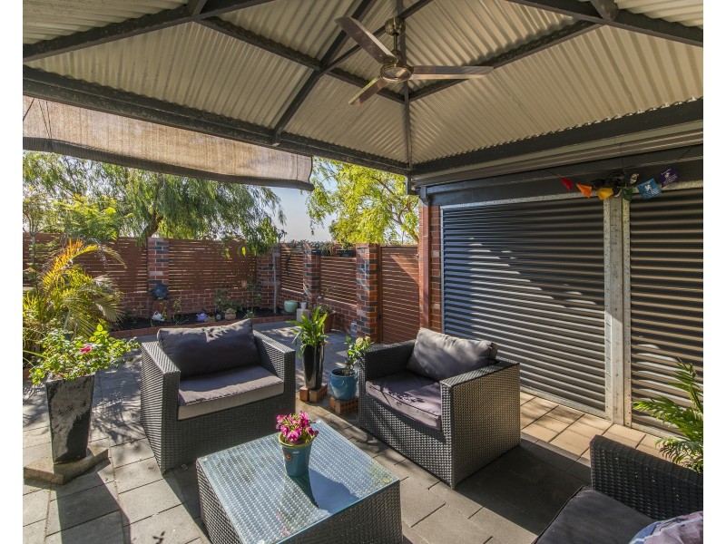 80 Badgerup Avenue, Lakelands WA 6180