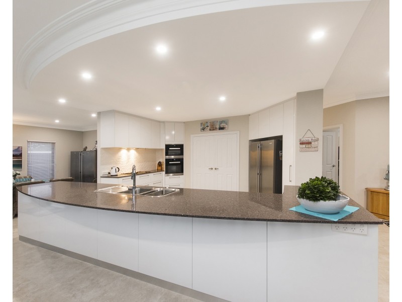 23 Mathew Street, Falcon WA 6210