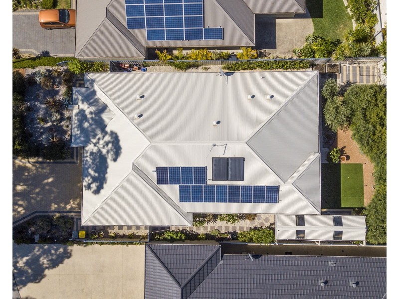 11 Anniston Loop, Meadow Springs WA 6210