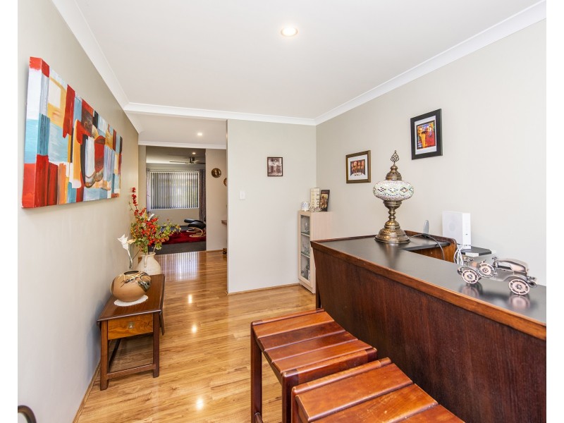 11 Anniston Loop, Meadow Springs WA 6210