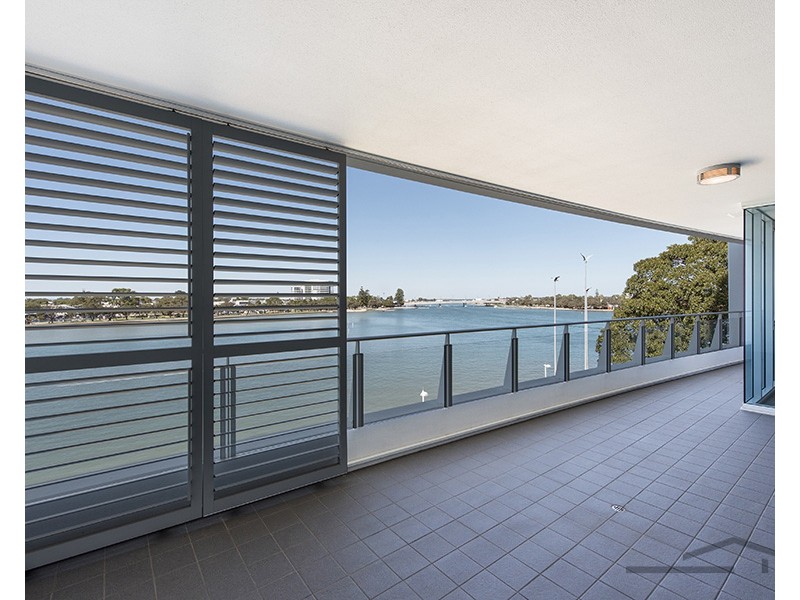 404/3 Marco Polo Drive, Mandurah WA 6210